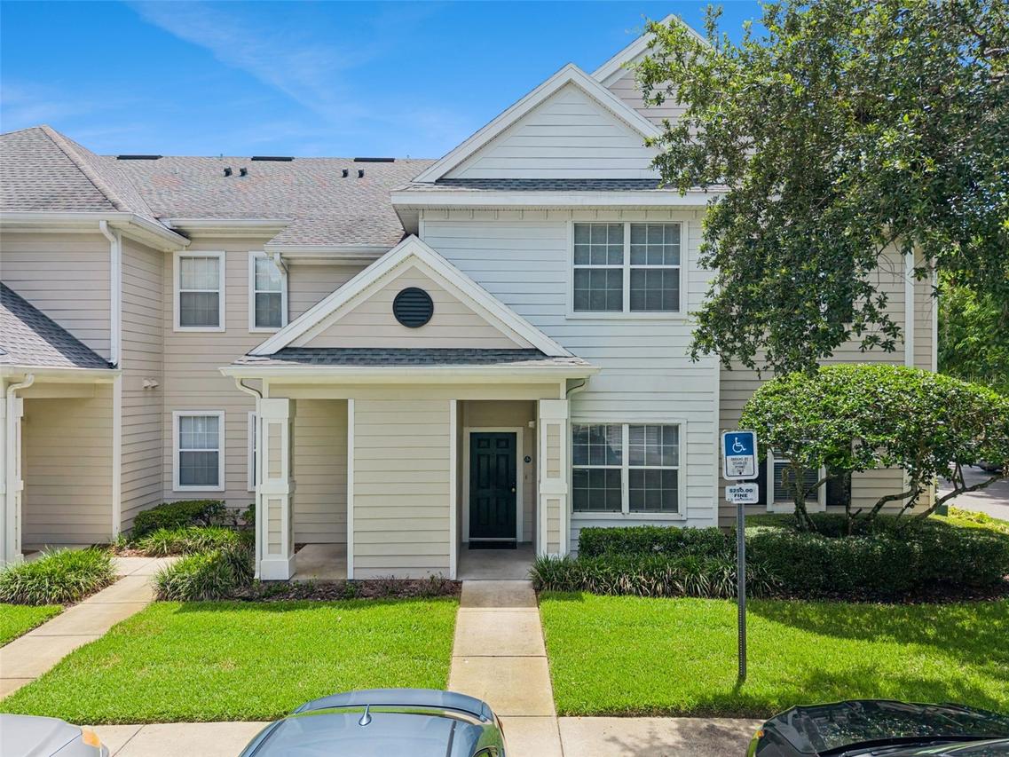200 Southern Pecan Cir. #104, Winter Garden, FL 34787