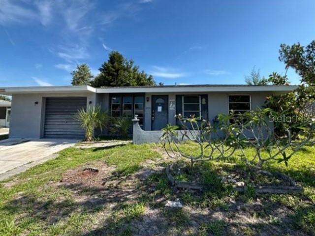 13516 Santa Rosa Ave., Port Charlotte, FL 33981