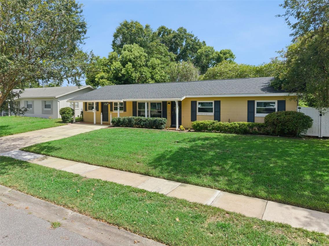 618 Burke St., Altamonte Springs, FL 32701