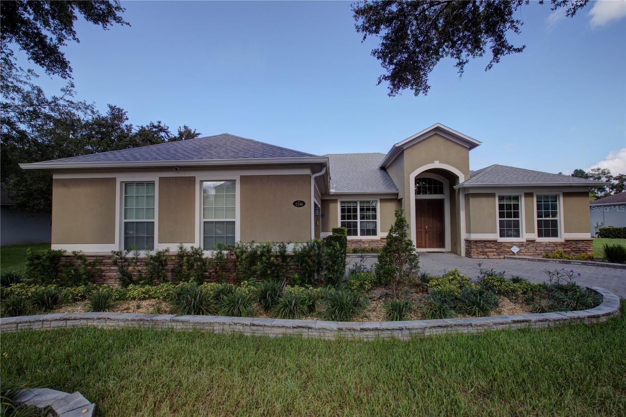2516 Woodside Ridge Dr., Apopka, FL 32712