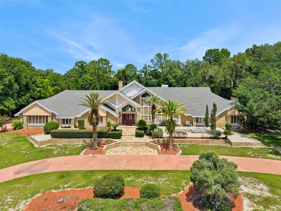 1041 Sweetwater Club Blvd., Longwood, FL 32779