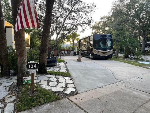 124 Stallion Ln., Lake Wales, FL 33867
