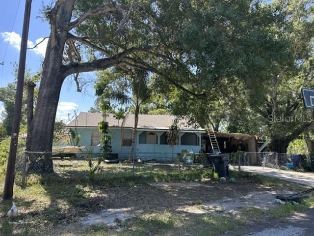 2402 S 67th St., Tampa, FL 33619