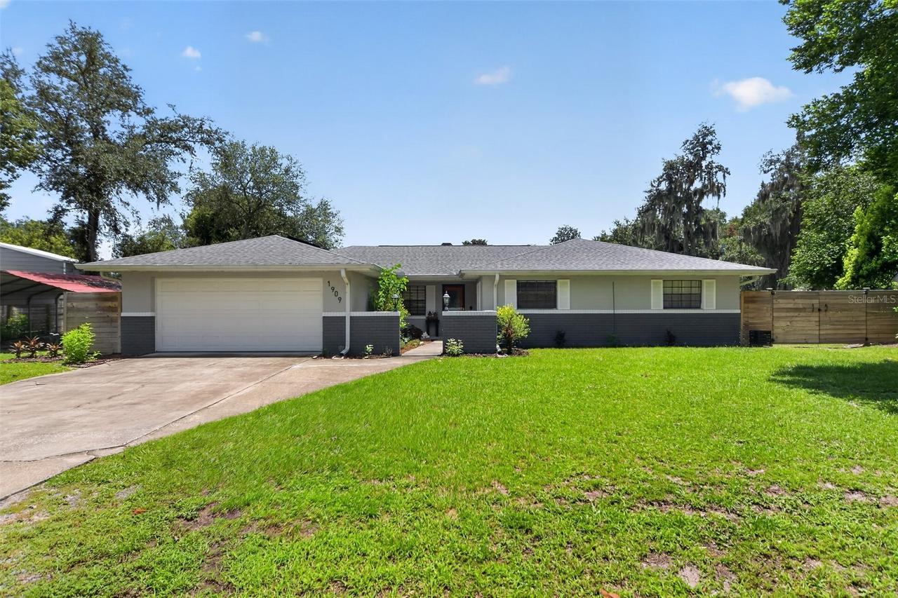 1909 Carrin St., Deltona, FL 32738