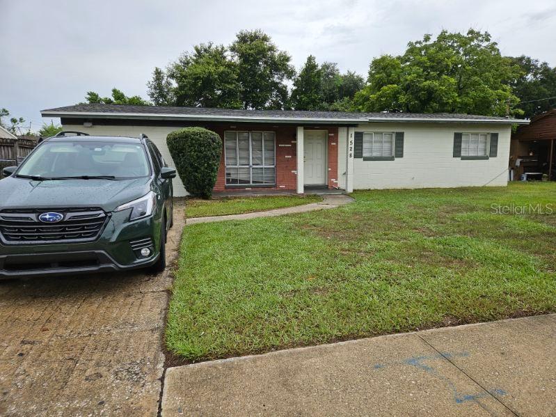 1528 N Powers Dr., Orlando, FL 32818