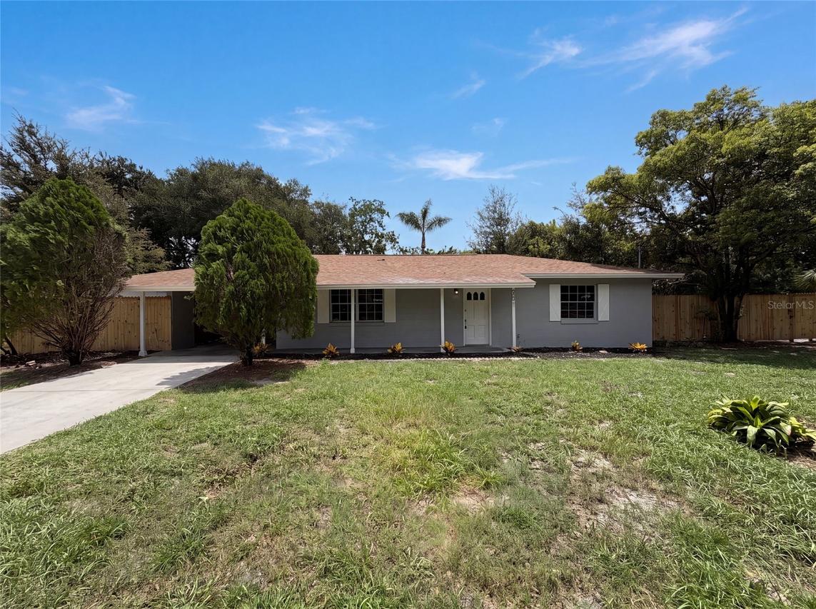 585 Hewett Dr., Orlando, FL 32807
