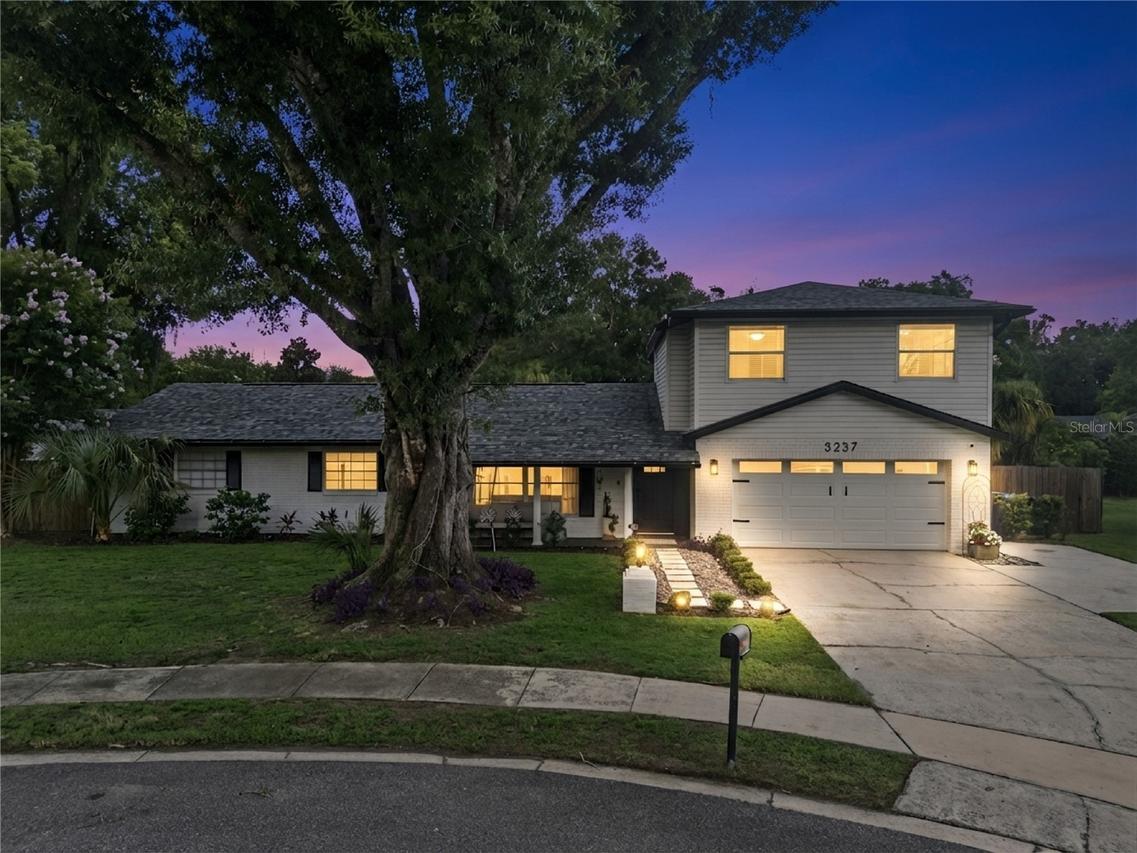 3237 Kew Gardens Ln., Orlando, FL 32812