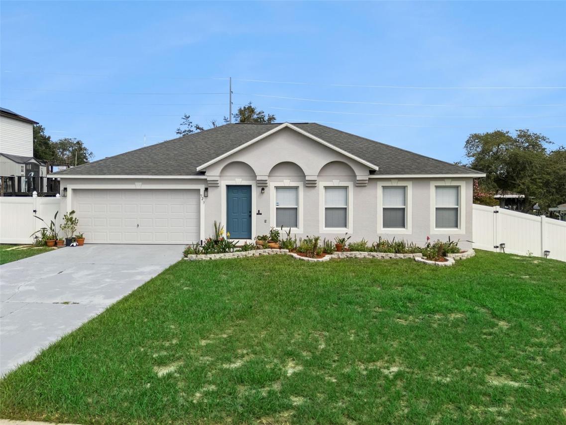 523 Gaspar Ave., Deltona, FL 32725
