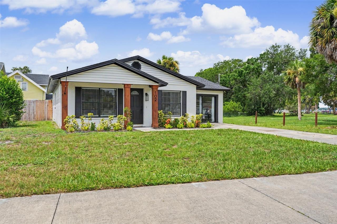 102 Shore Dr., Oldsmar, FL 34677
