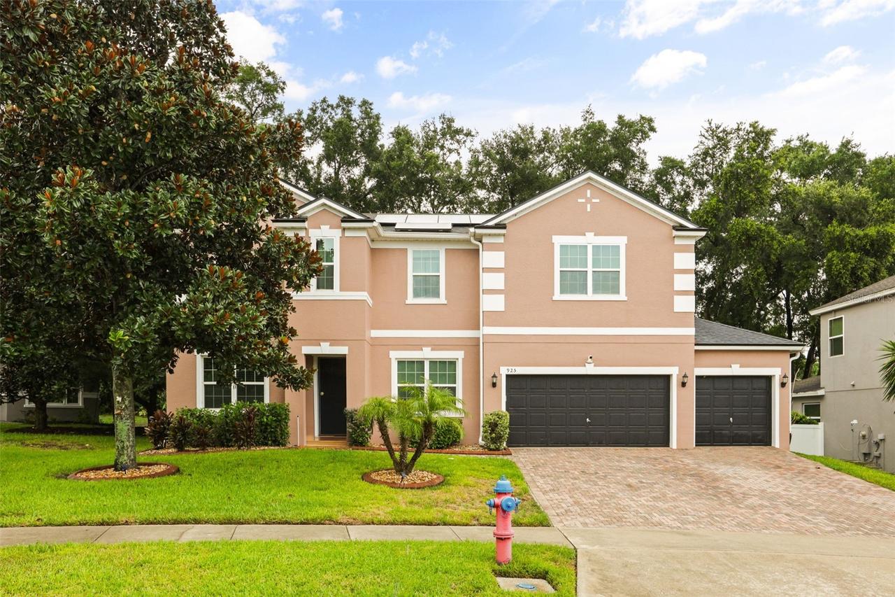 925 Counts Crest Cir., Apopka, FL 32712