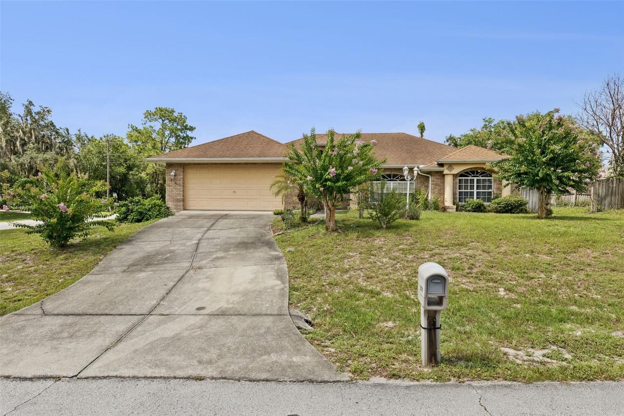 2270 Carson Ln., Deltona, FL 32738