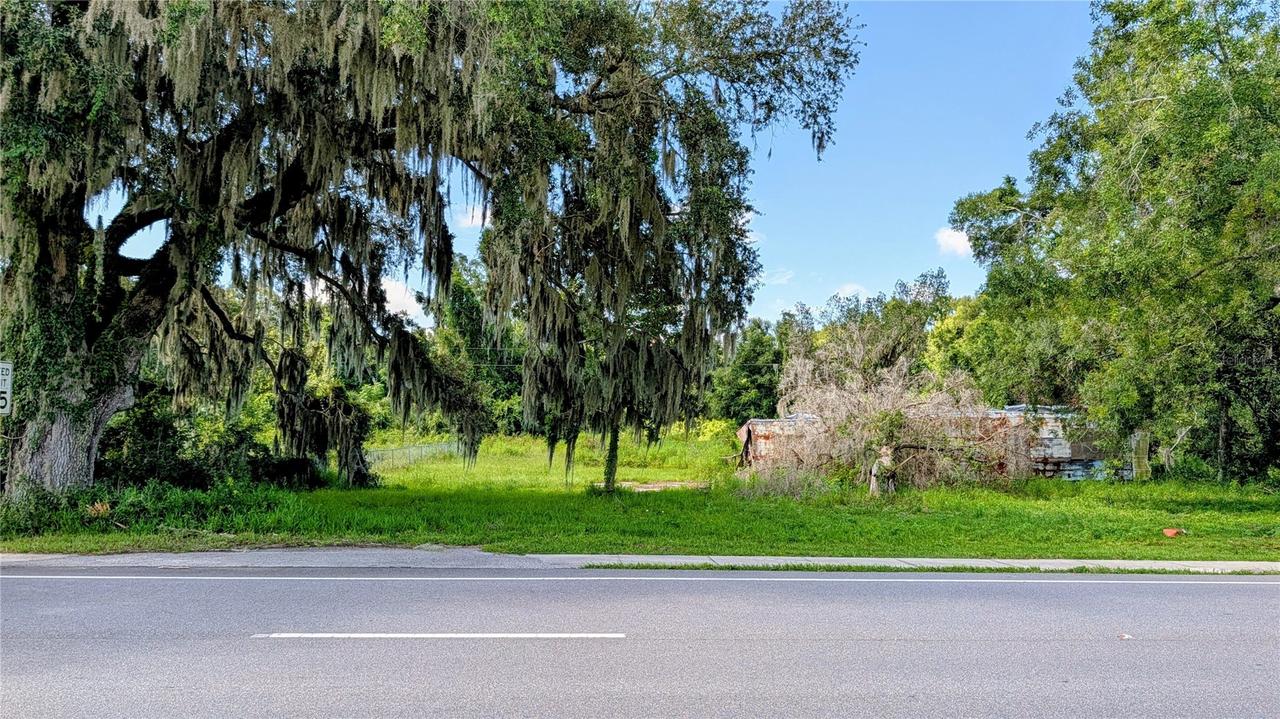 5211 Warm Springs Ave., Wildwood, FL 34785