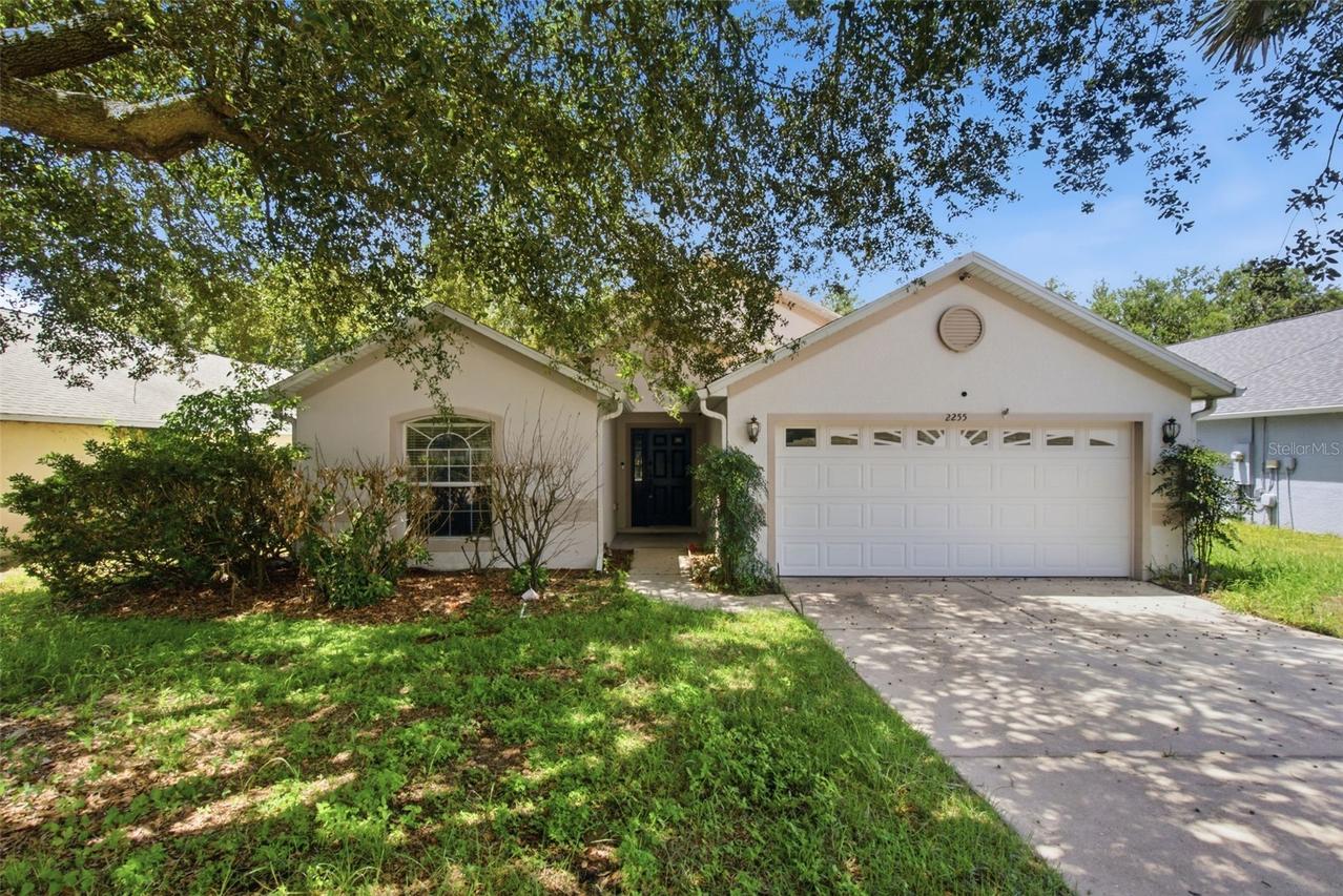 2255 Merry Rd., Tavares, FL 32778