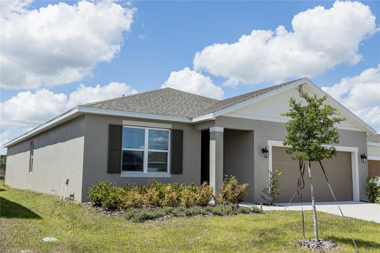 661 Crown Rose Dr., Eagle Lake, FL 33839