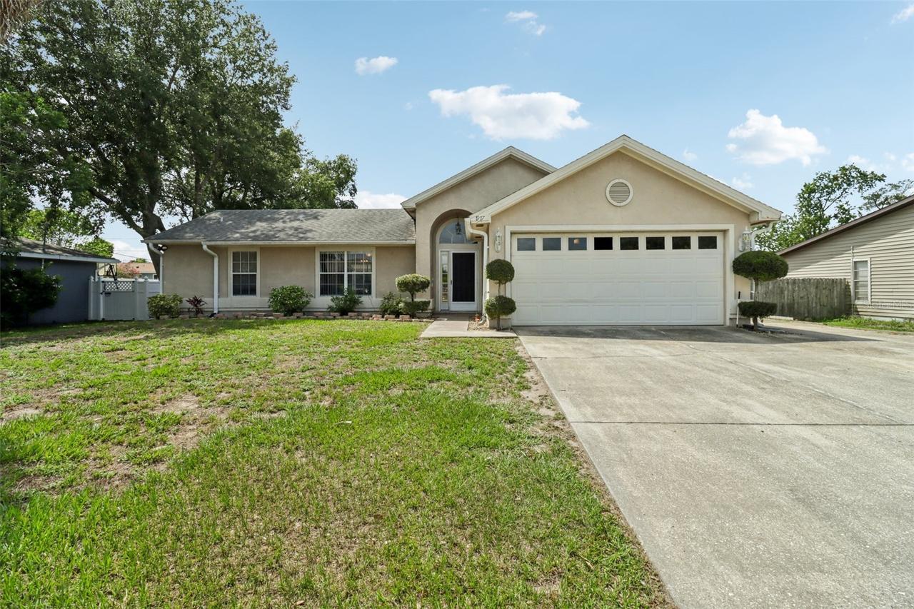 1977 S Old Mill Dr., Deltona, FL 32725