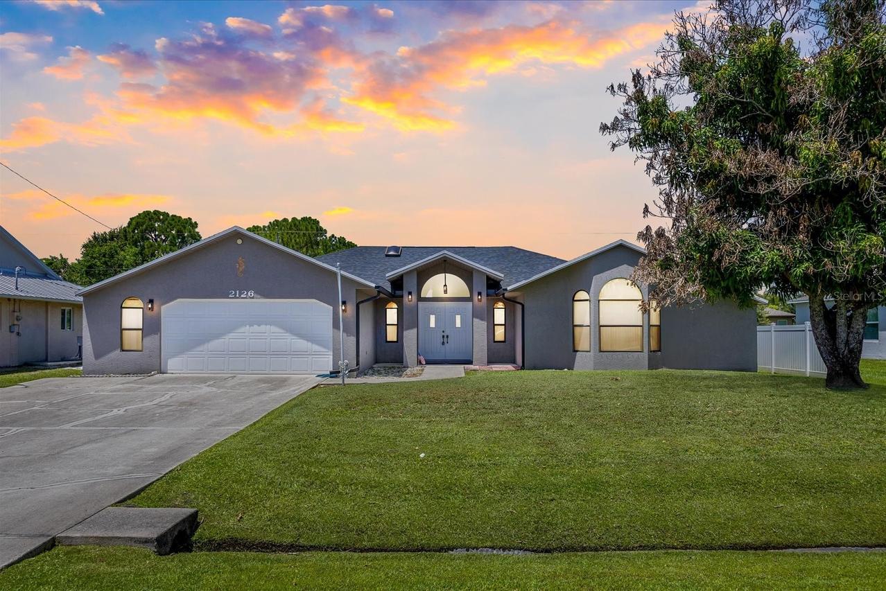 2126 SW Trenton Ln., Port St Lucie, FL 34984