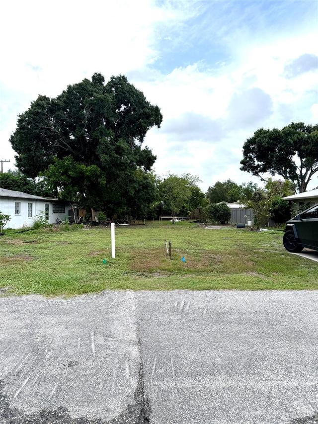 2101 Rose St., Sarasota, FL 34239