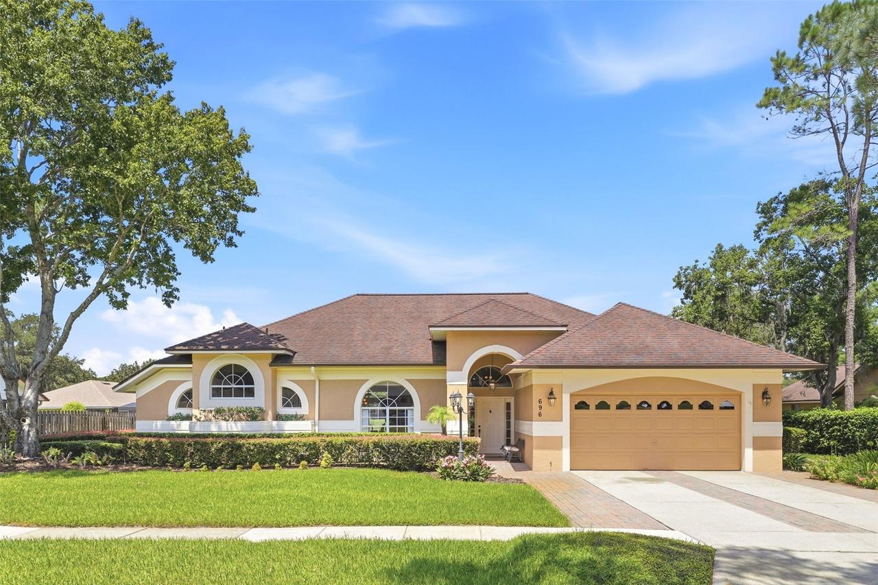 696 Wyckliffe Pl., Winter Springs, FL 32708