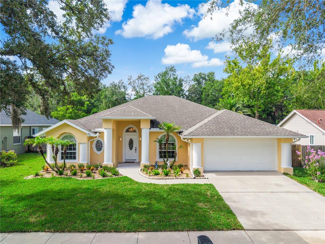 2672 Lake Jackson Cir., Apopka, FL 32703