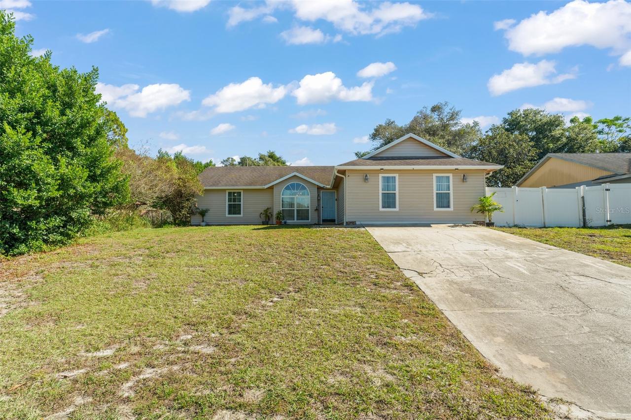 961 Millenbeck Ave., Deltona, FL 32725