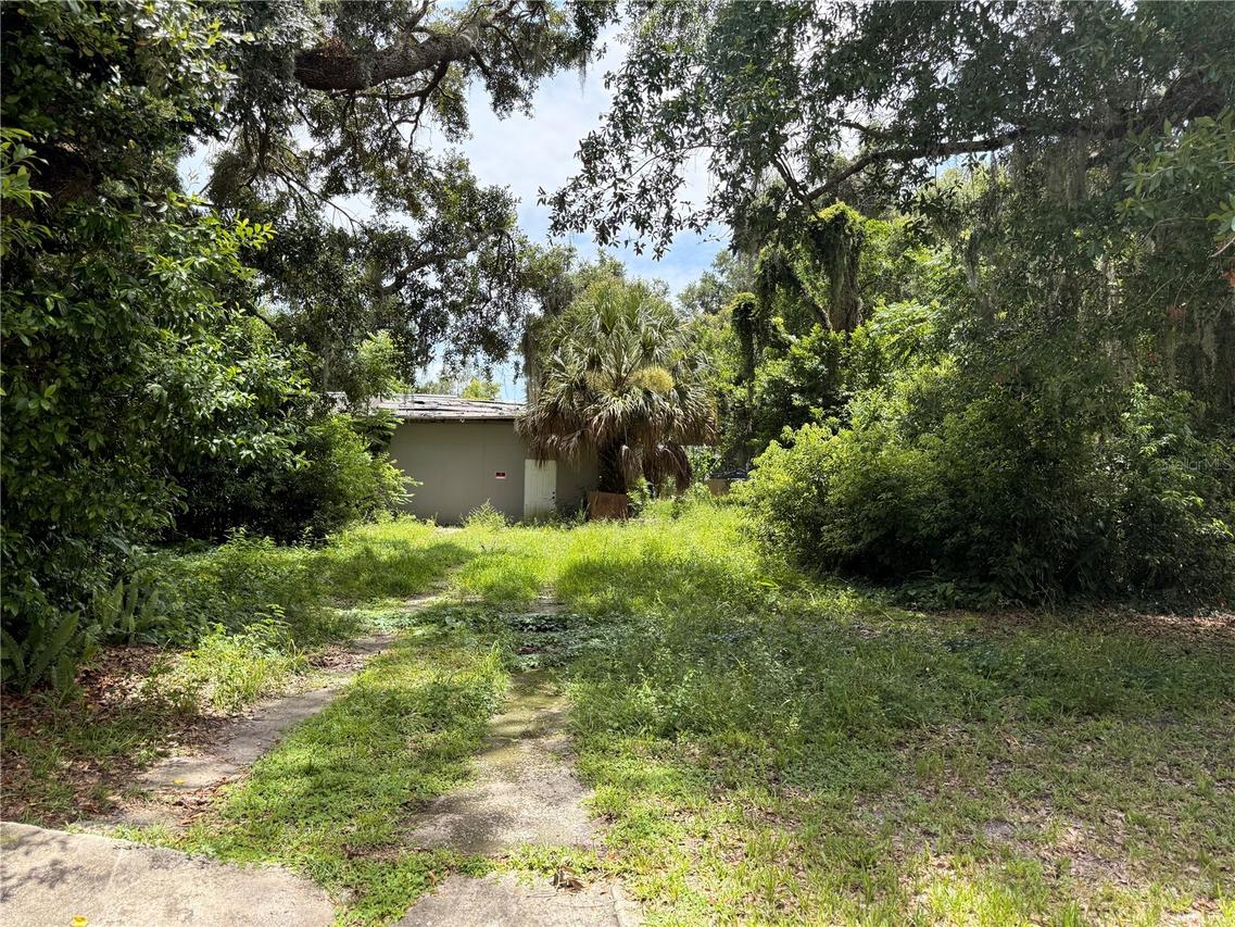 1804 S Maple Ave., Sanford, FL 32771
