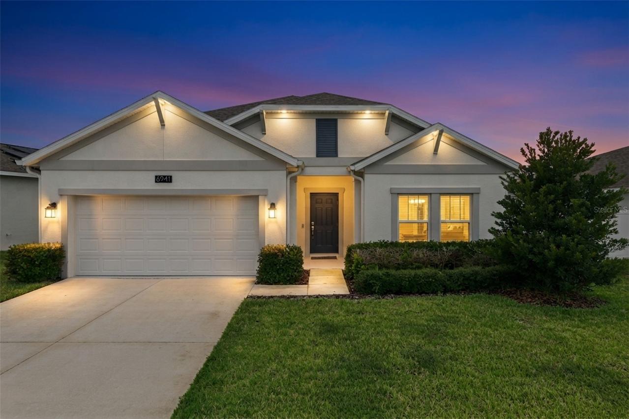 6941 Dilly Lake Ave., Groveland, FL 34736