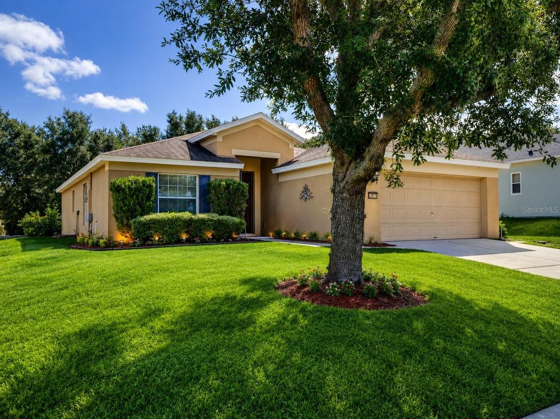 2972 Santa Maria Ave., Clermont, FL 34715