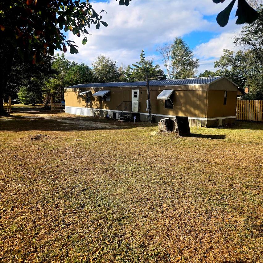 2820 Barnes St., Marianna, FL 32448