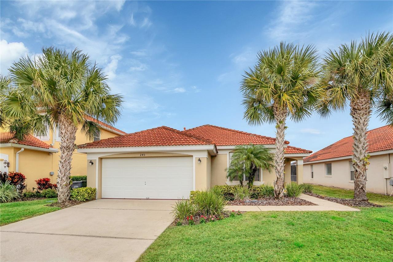 243 Rubino Dr., Davenport, FL 33896