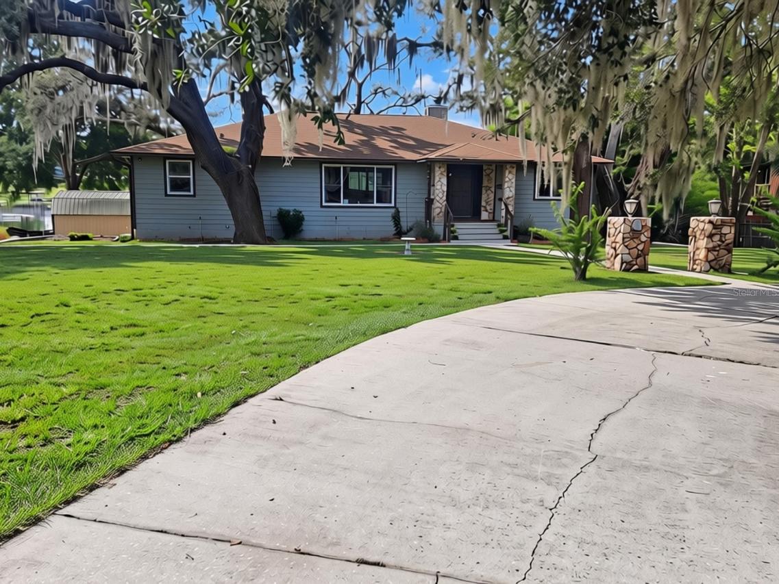10844 Poinciana Dr., Clermont, FL 34711