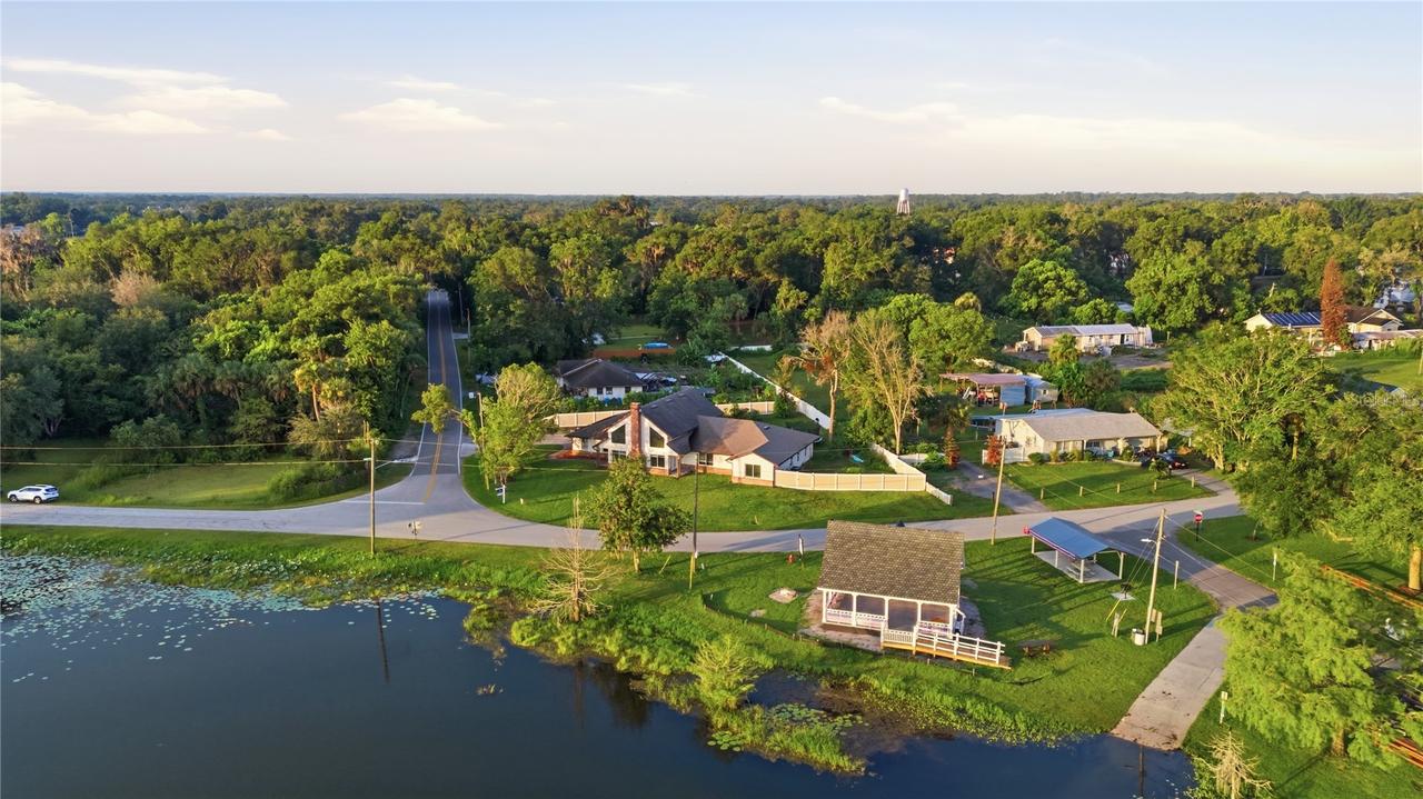 212 Pleasant St., Lake Helen, FL 32744