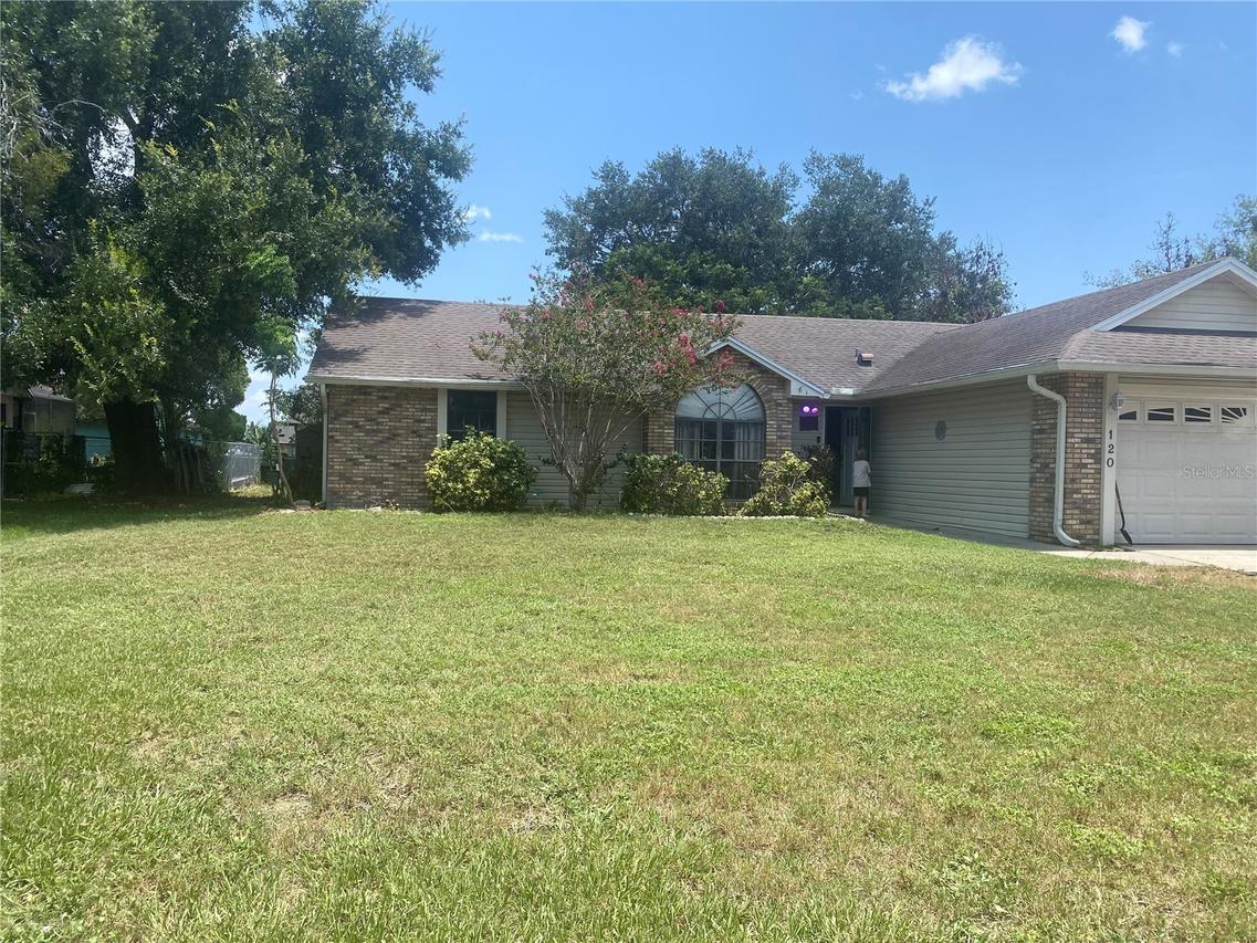 120 Lindenwood Ln., Kissimmee, FL 34743