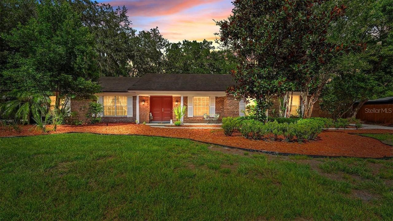 209 Royal Oaks Cir., Longwood, FL 32779