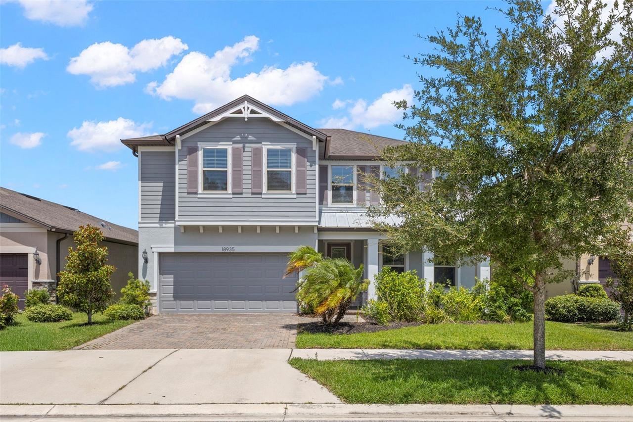 18935 Birchwood Groves Dr., Lutz, FL 33558