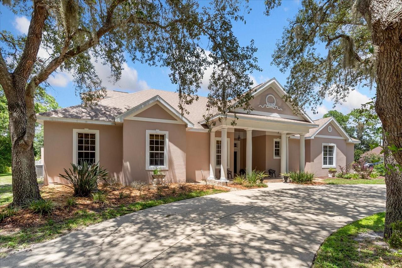 180 River Oaks Cir., Sanford, FL 32771