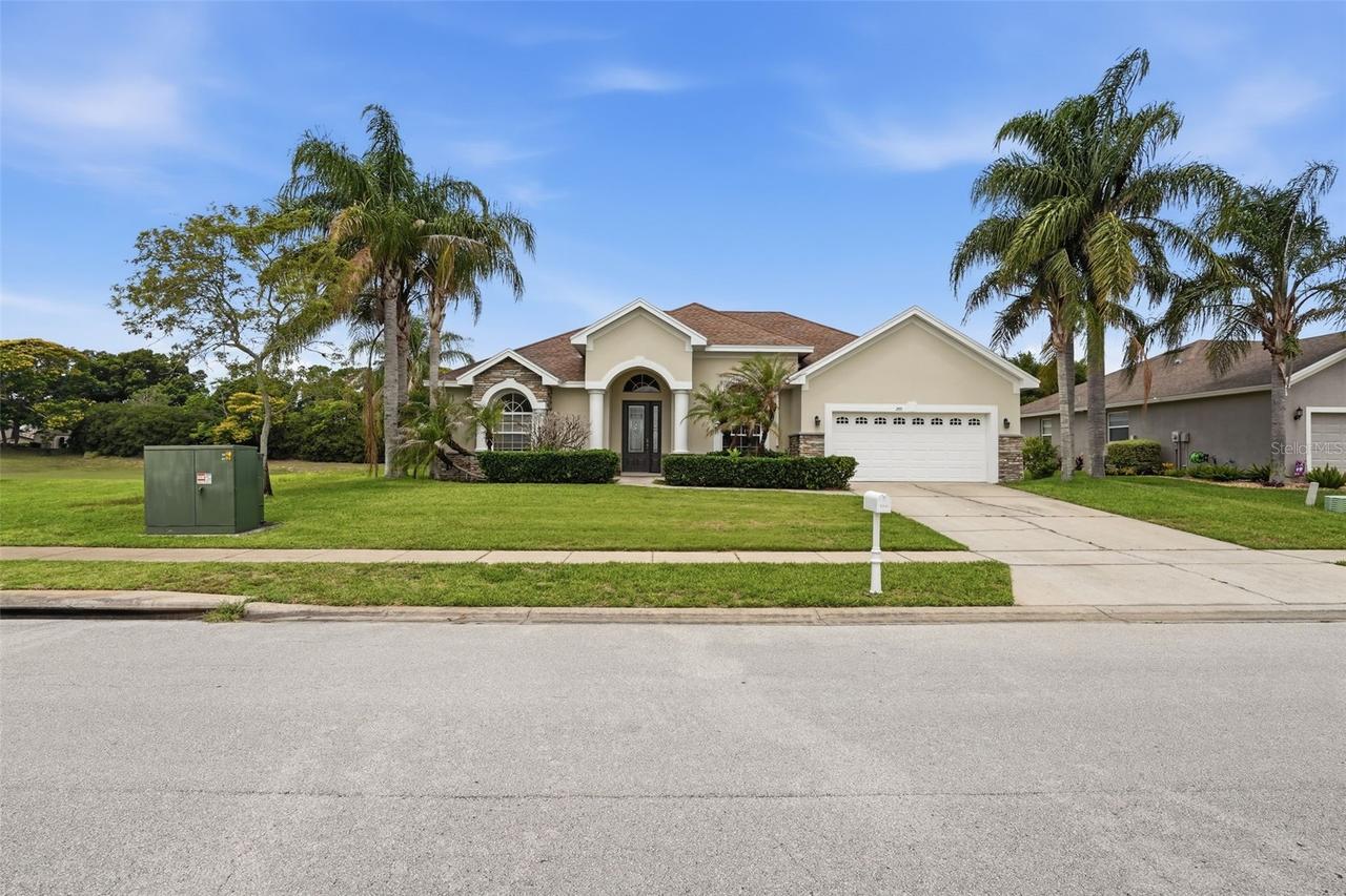 200 Lake Arietta Ct., Auburndale, FL 33823