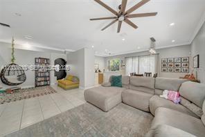 1531 SW 194th Ter., Pembroke Pines, FL 33029