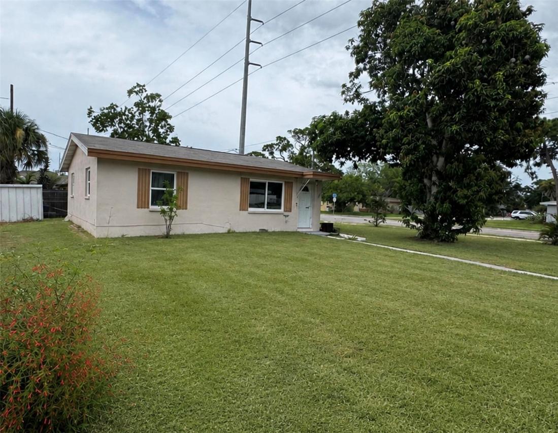 2403 Adrian Ave., Largo, FL 33774