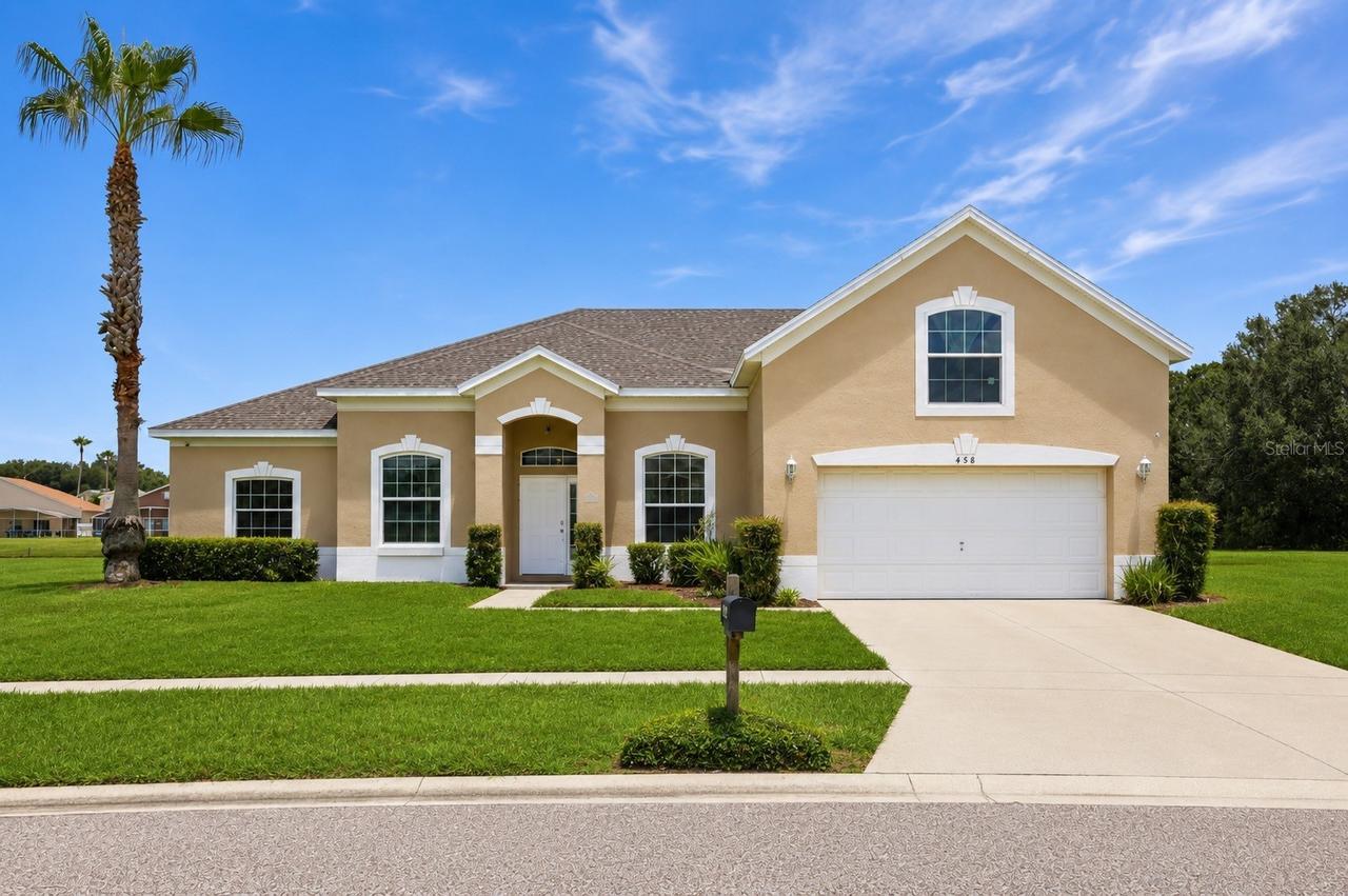 458 Bloomingdale Dr., Davenport, FL 33897