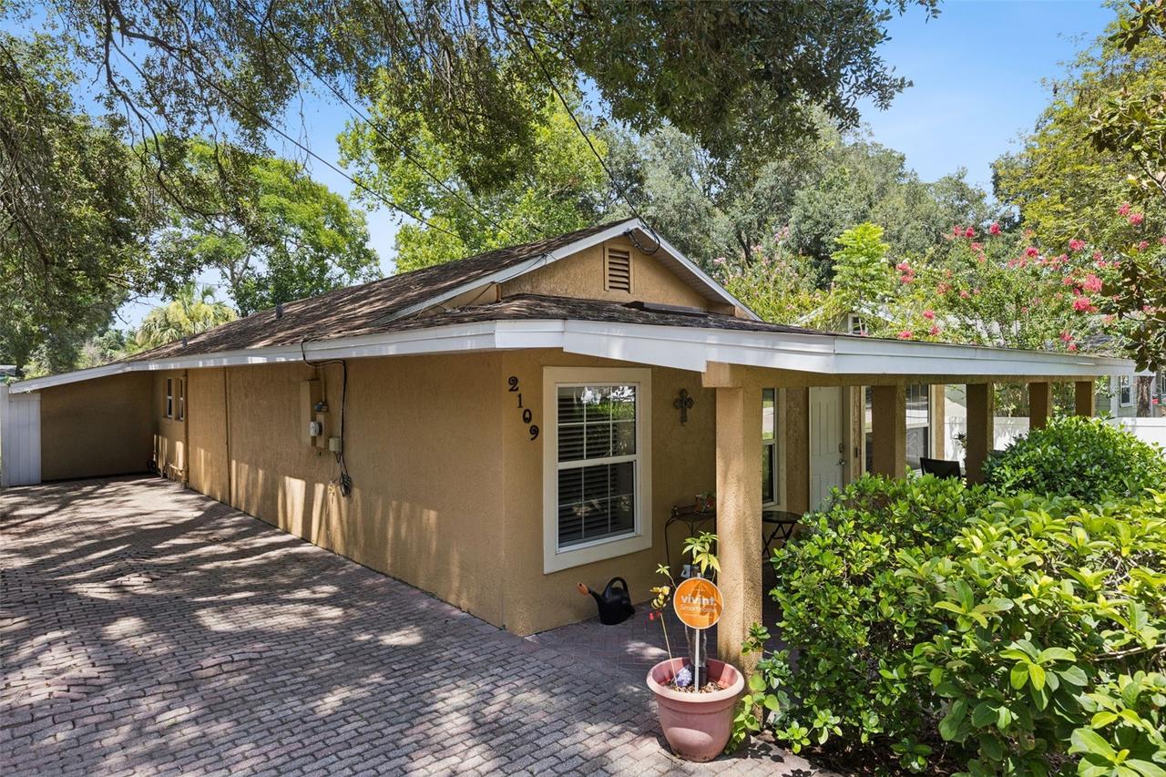 2109 E Grant Ave., Orlando, FL 32806