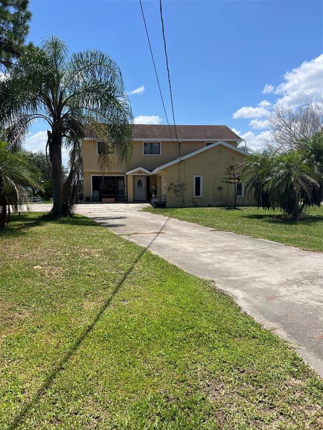 915 Hillside Ct., Winter Haven, FL 33881