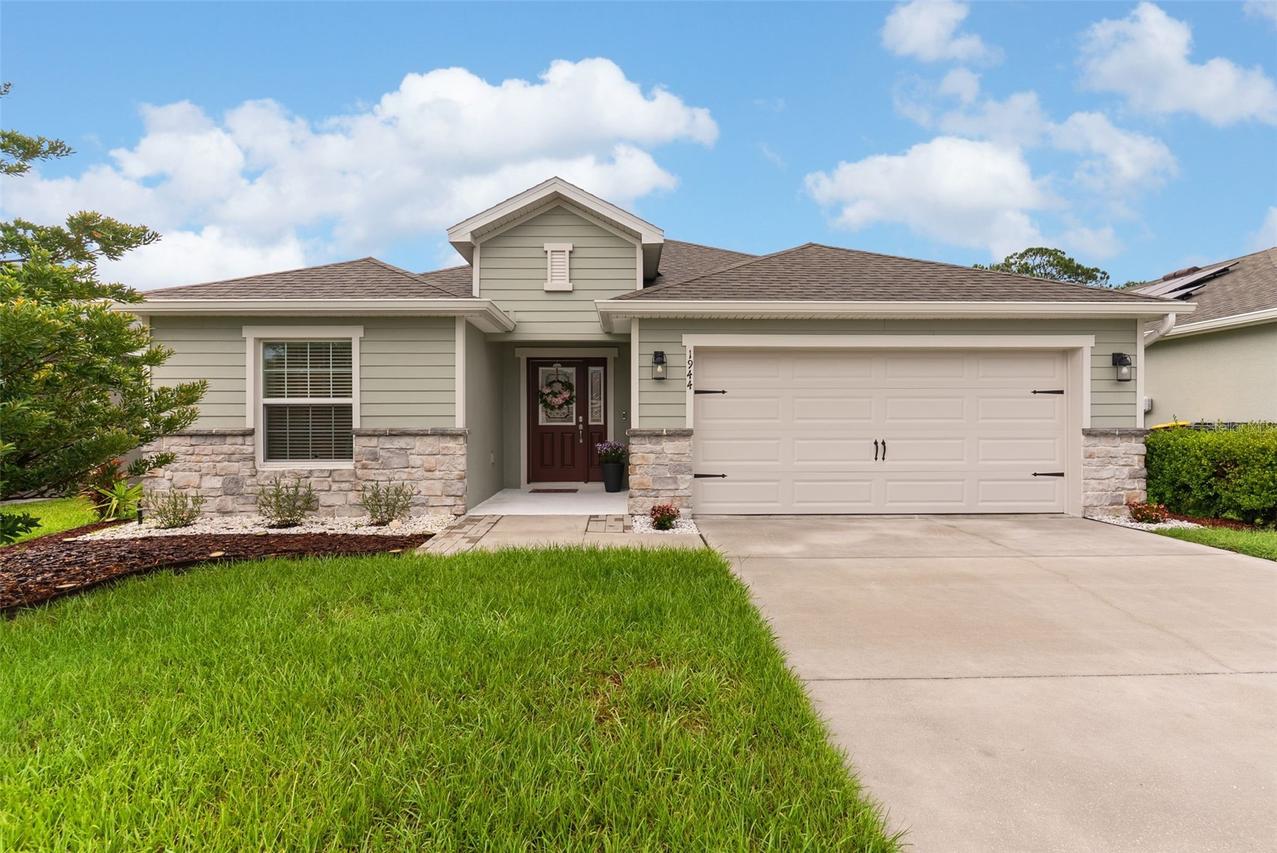 1944 Harvest Landing Cir., Lakeland, FL 33810