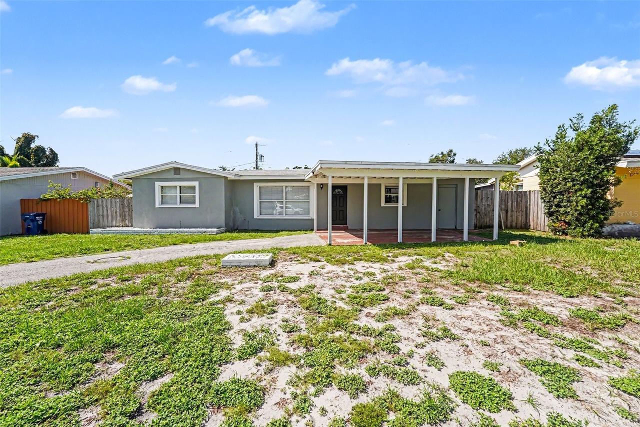 11428 75th Ave., Seminole, FL 33772
