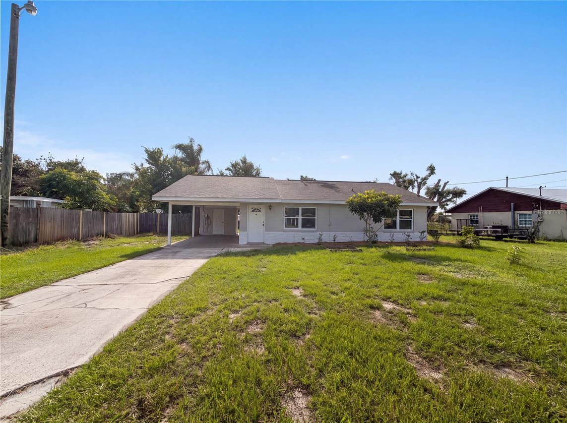 2710 Woodlawn Dr., Winter Haven, FL 33881