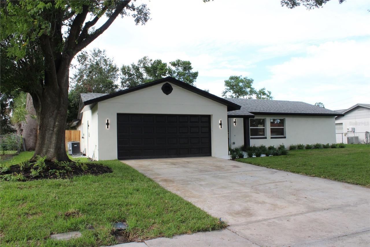 7015 Crestlake Dr., Orlando, FL 32819