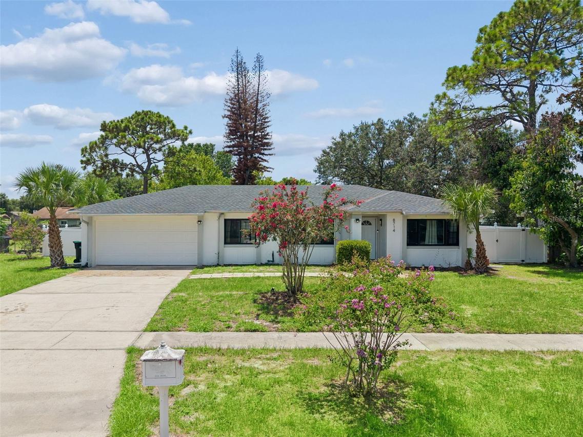 8714 Hill Pine Rd., Orlando, FL 32825