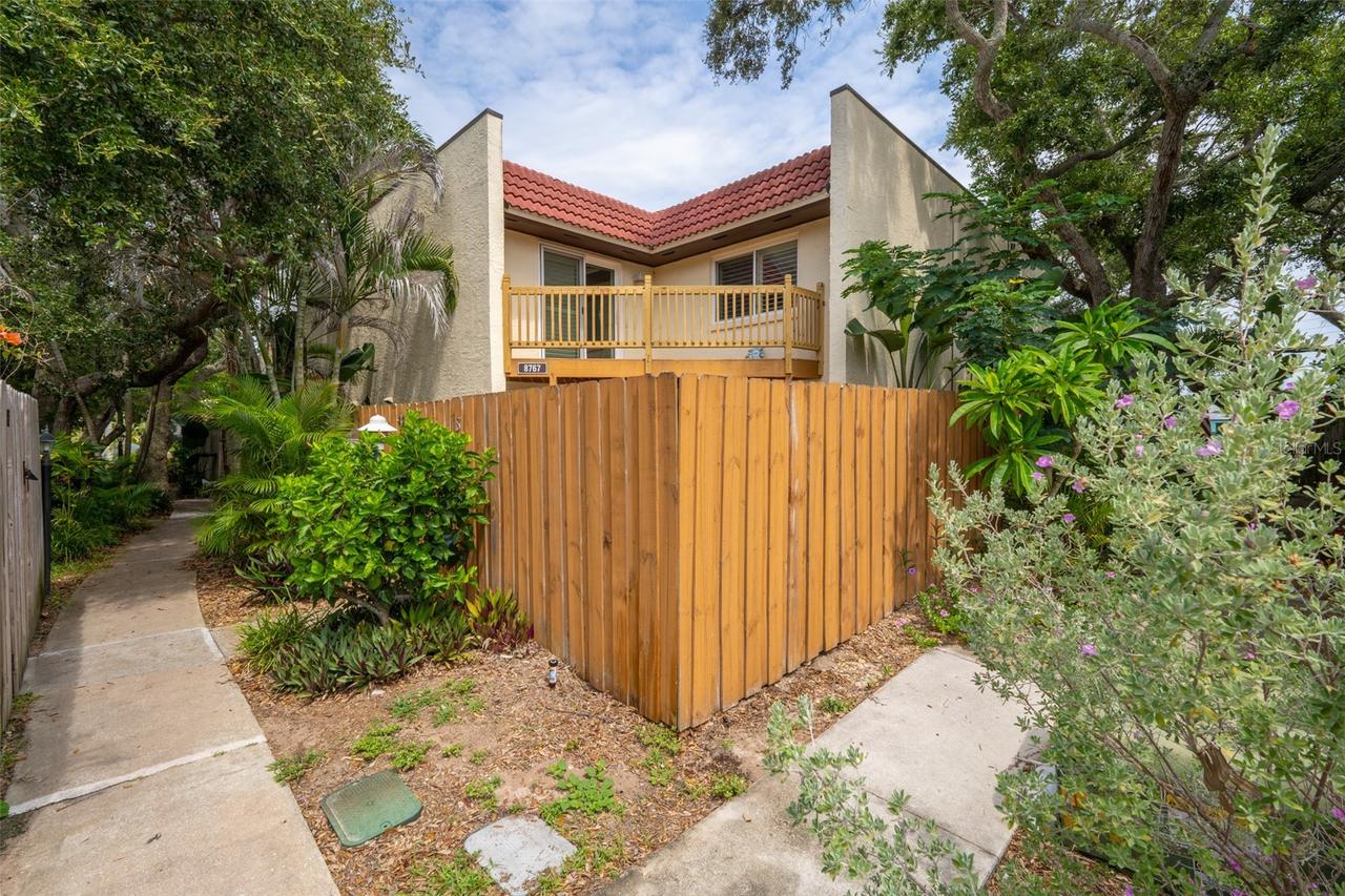 8767 Live Oak Ct., Cape Canaveral, FL 32920