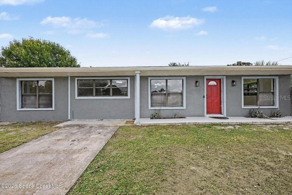 2292 Lakeview Dr., Melbourne, FL 32935