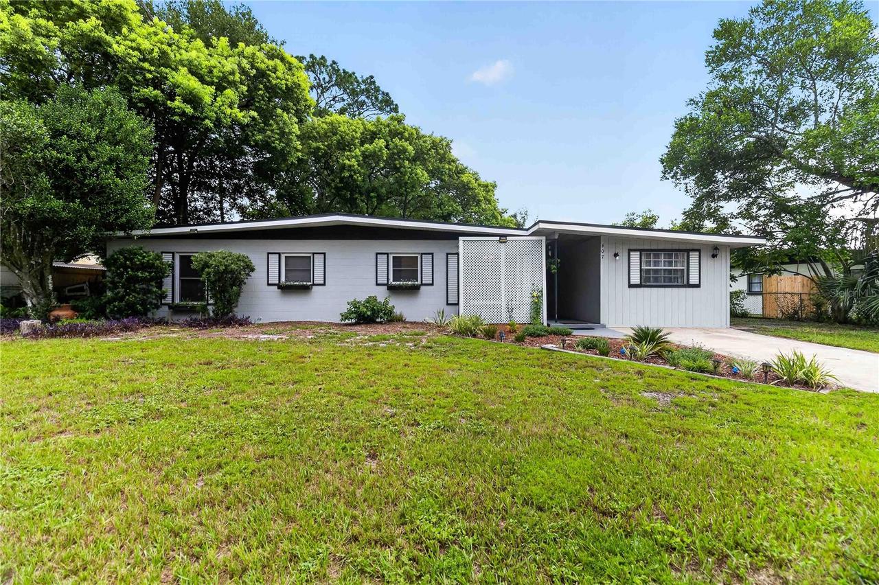 407 S Sunland Dr., Sanford, FL 32773