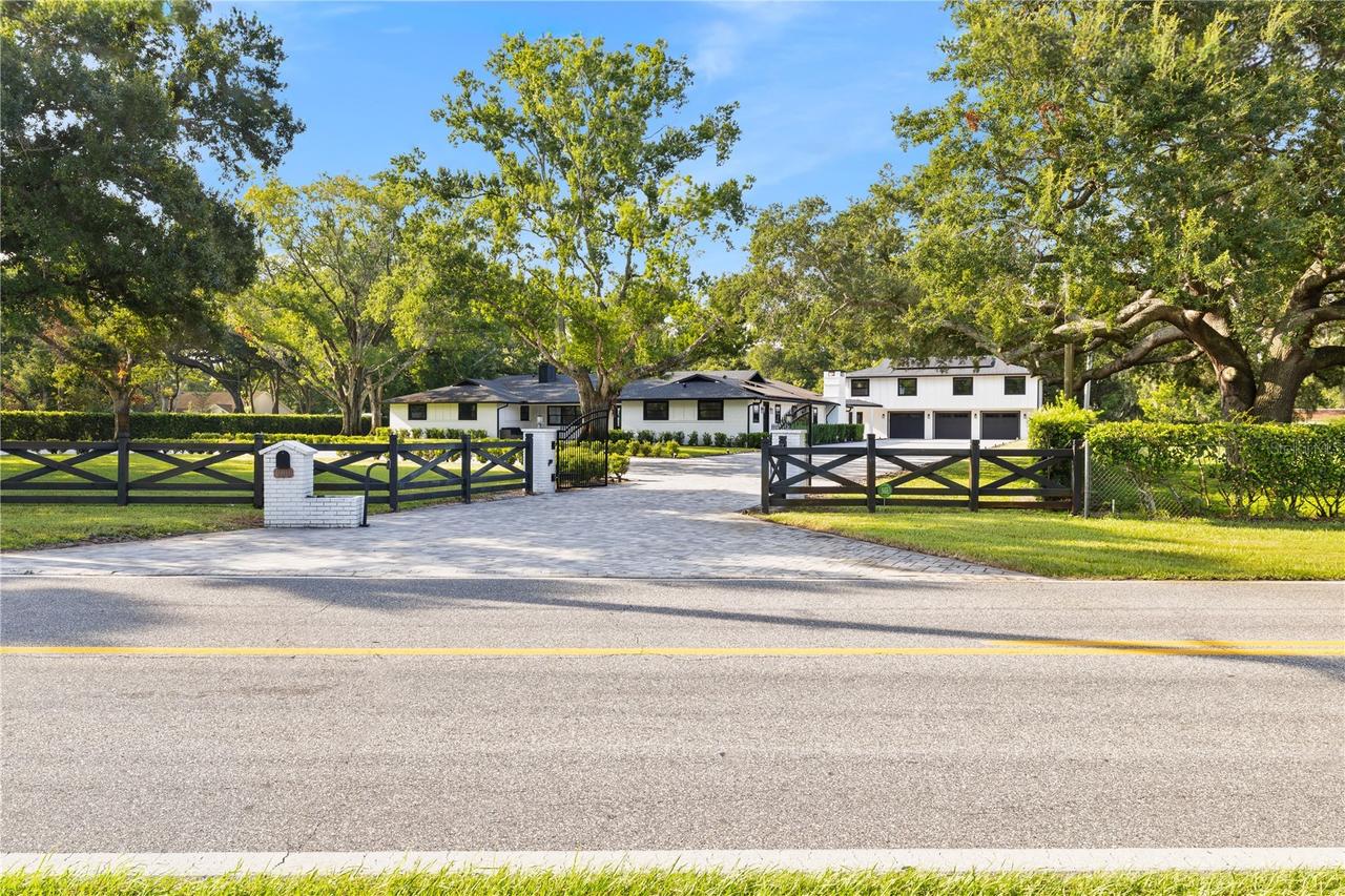 900 W Plant St., Winter Garden, FL 34787